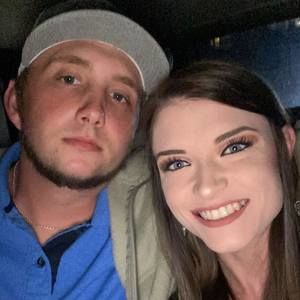 Meet your Posher, Casey